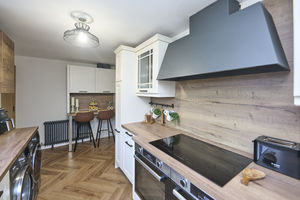 Photo 18- click for photo gallery